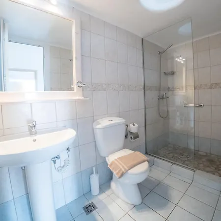 New Paradise - Adults Only